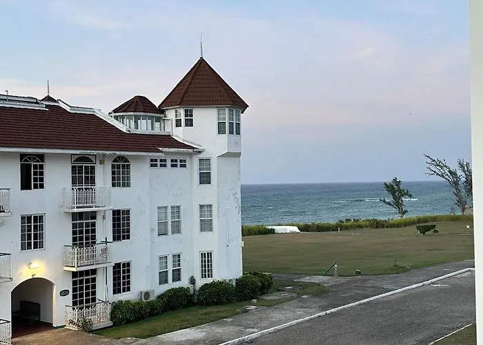 Seaside Escape * Montego Bay
